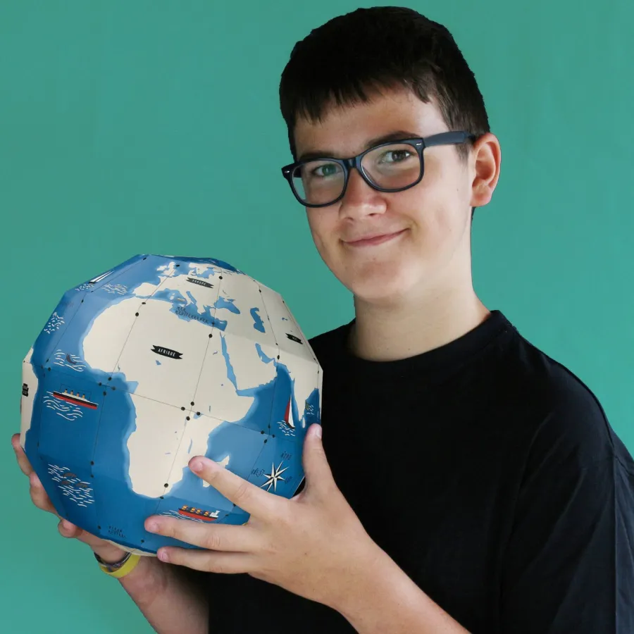 Kit créatif - Globe terrestre en papier - Pirouette Cacahouète