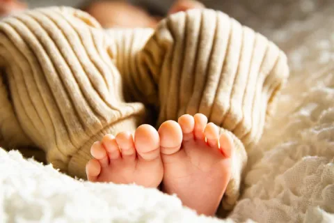 Bébé arrive : tout le nécessaire pour prendre soin de lui !