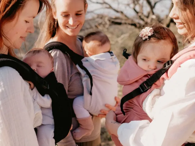 Porte-bébé : l’alternative éco-responsable à la poussette
