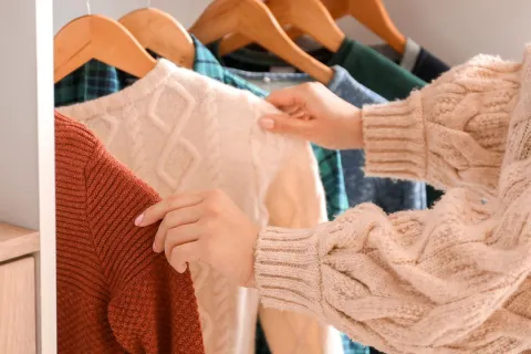 Dressing éco-responsable : comment bien choisir ses vêtements pour l’hiver ?