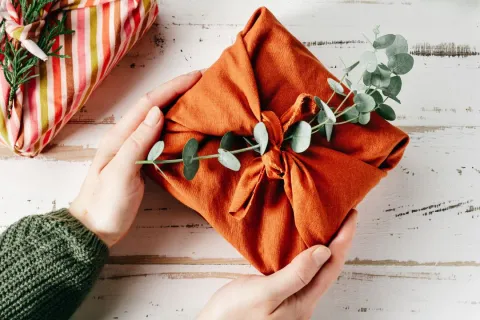 Préparer un Noël plus responsable : conseils et astuces